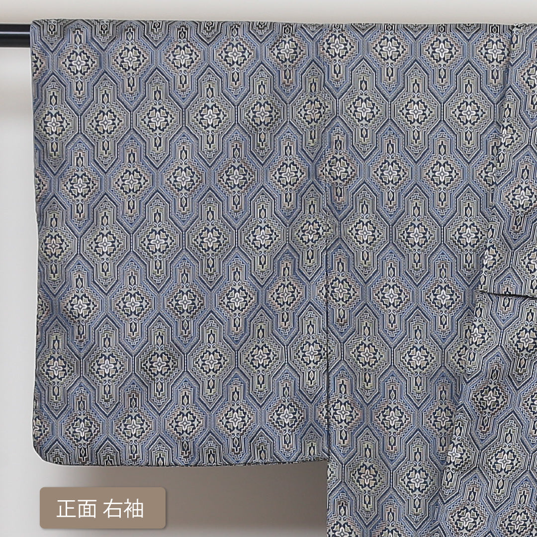 紬 洗える着物 袷 身丈158cm 裄丈60cm ポリエステル Sランク Mサイズ 広衿 カジュアル 花菱 グレー系 1216-01385