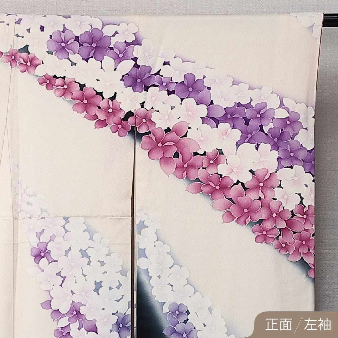 振袖 身丈162cm 裄丈67.5cm Aランク 正絹 袷 広衿 L 花柄 フォーマル 華やか ボタニカル 白系 1213-F0607