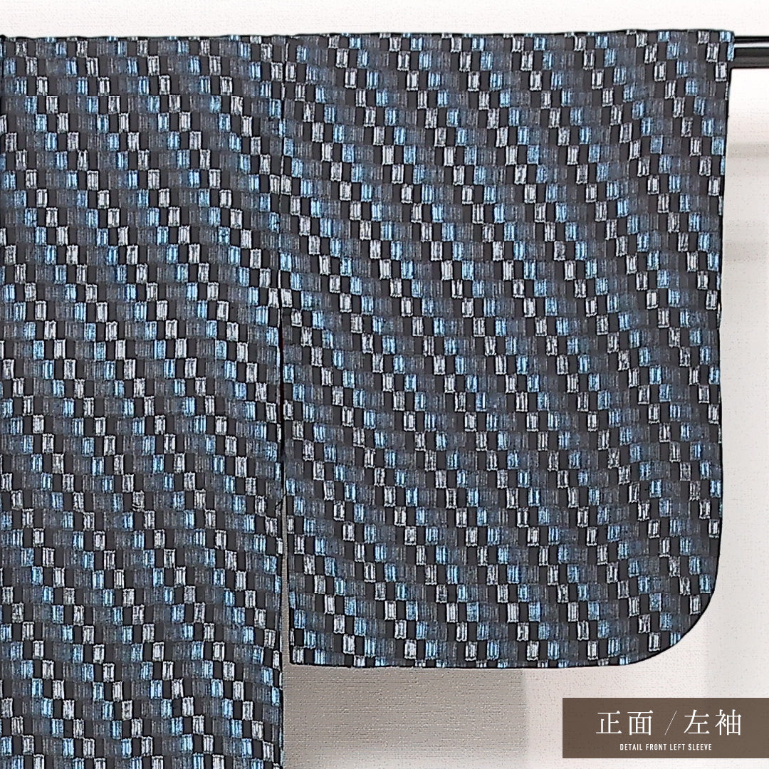 アンティーク 紬 袷 身丈146cm 裄丈62cm 正絹 Aランク バチ衿 XSサイズ チェック 青系 RP 1223-13356