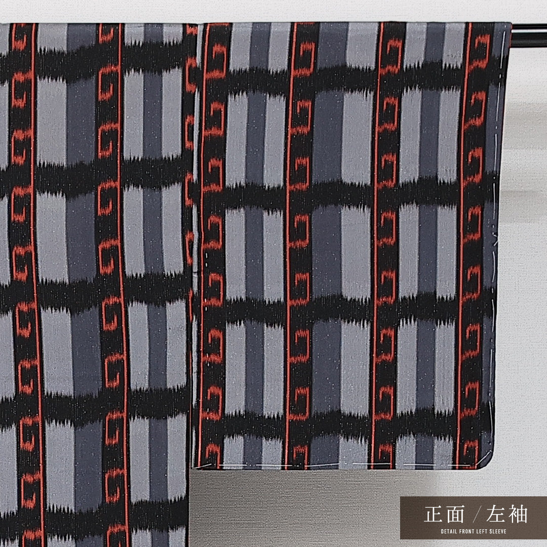 お召 袷 身丈150cm 裄丈62cm 正絹 Aランク インフォーマル バチ衿 Sサイズ 漆糸 格子 グレー系 RP 1222-14438