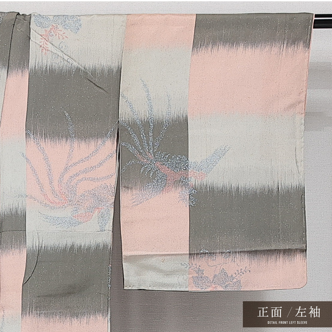 お召 袷 身丈155cm 裄丈62cm 正絹 Cランク インフォーマル 広衿 Mサイズ 鳳凰 市松 漆糸 クリーム系 HP 1222-14429