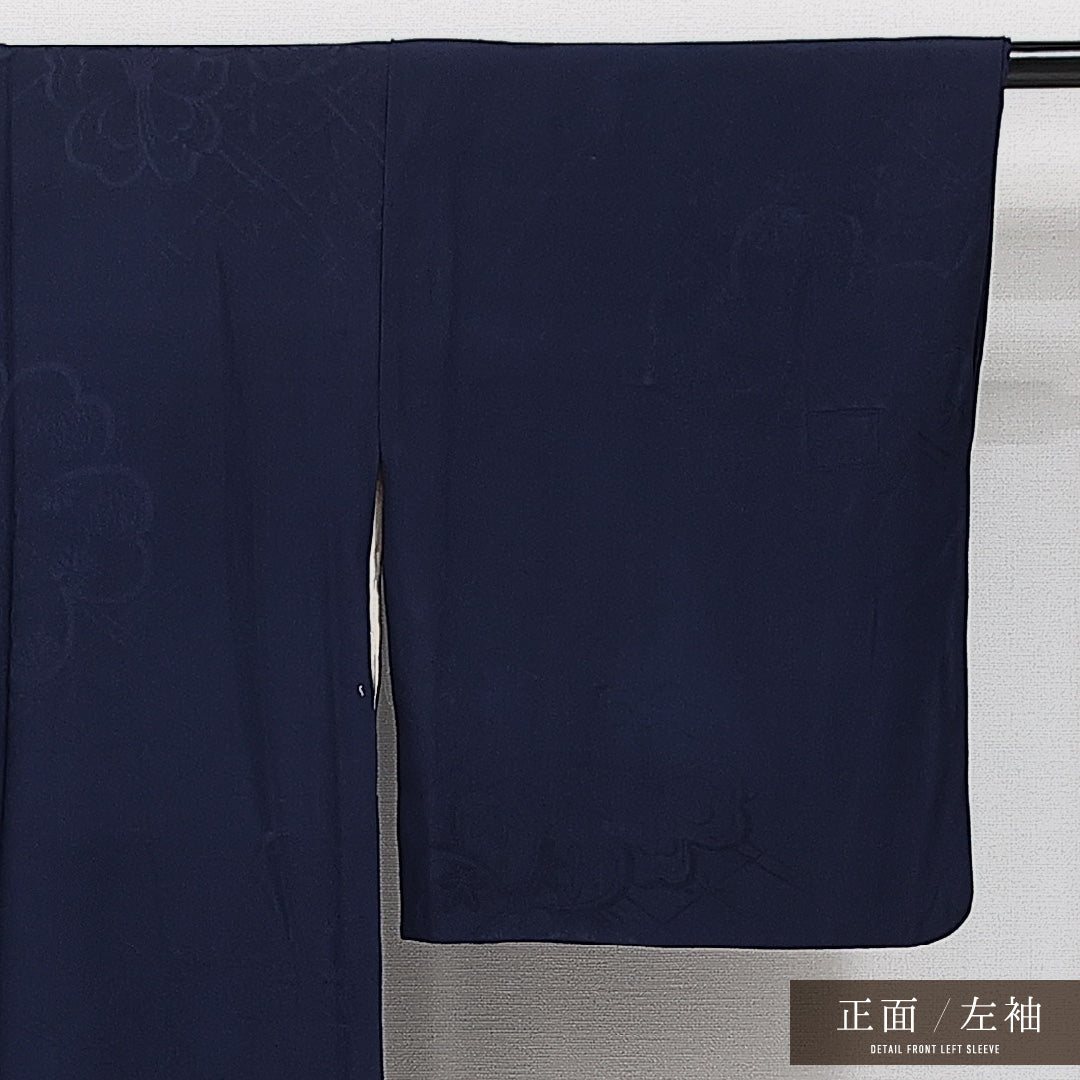 アンティーク 色無地 袷 身丈151cm 裄丈61cm Bランク 正絹 バチ衿 Sサイズ 地紋あり 紋意匠(花柄) シック 落ち着き 紺系 1214-14463