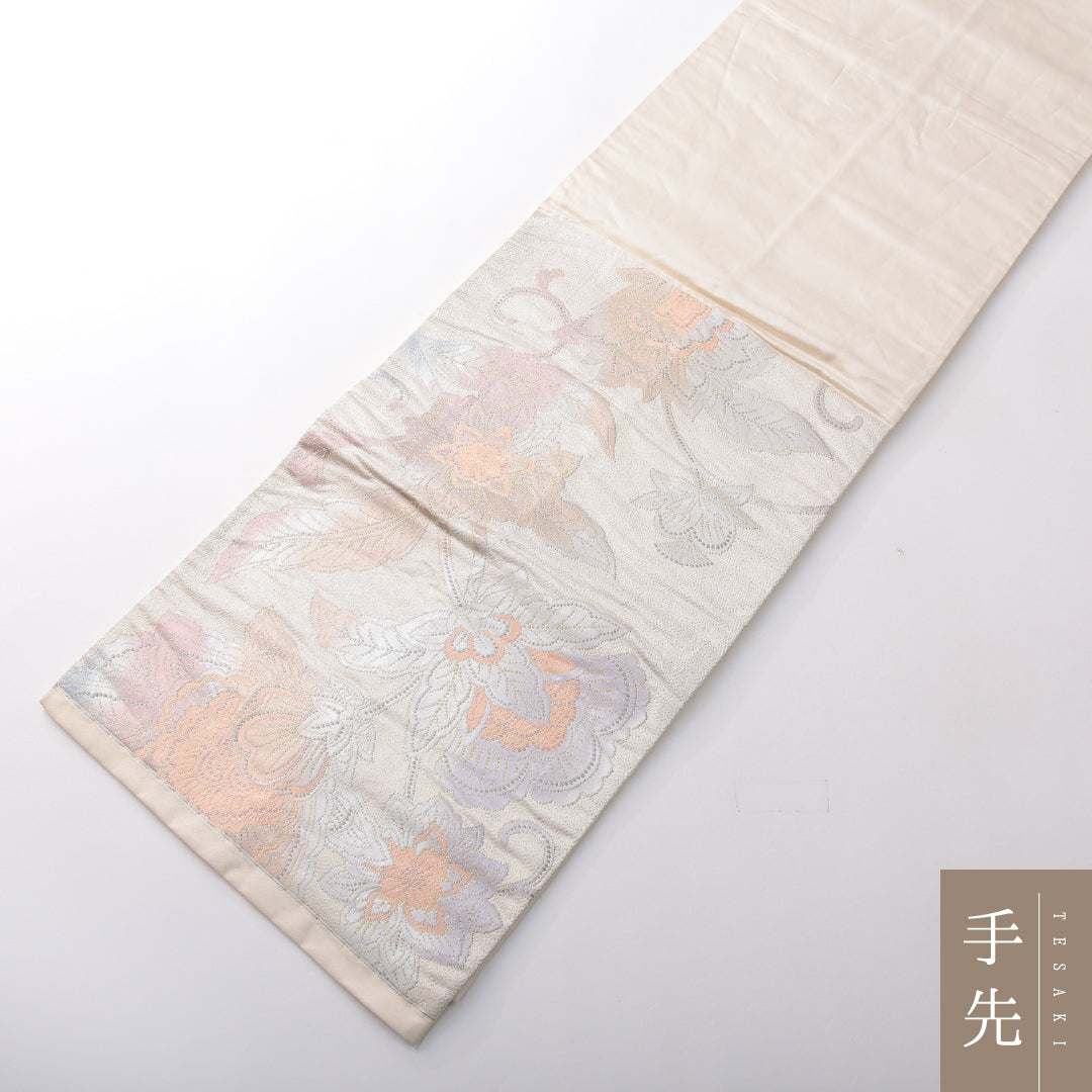 袋帯 帯丈436cm 正絹 六通 セミフォーマル 菊唐草文 クリーム系 1243-02152