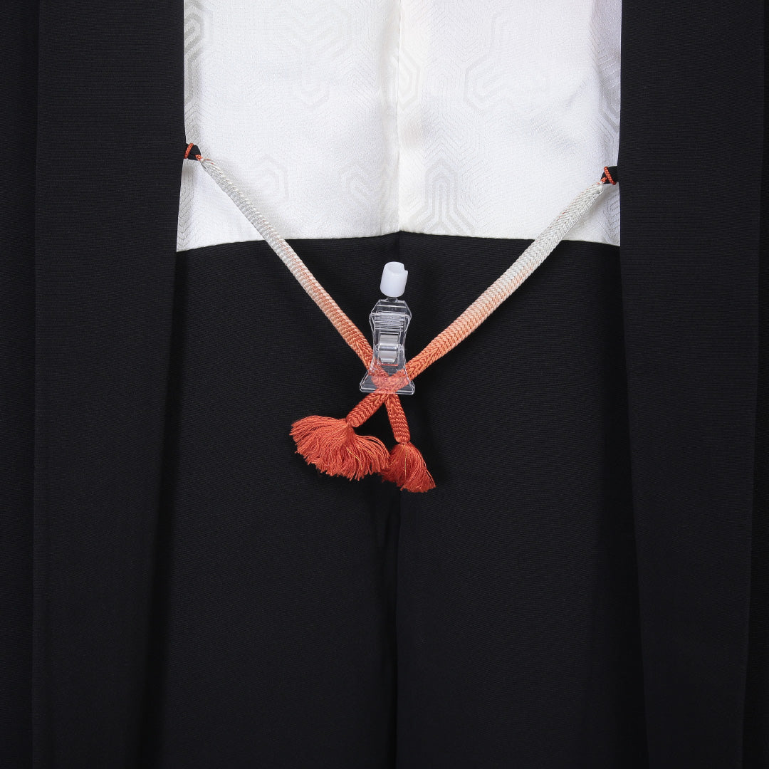 黒羽織 袷 身丈76cm 裄丈62cm 正絹 Sランク インフォーマル Sサイズ 蘇州刺繍 紐あり 南天 黒系 RP 1233-05919