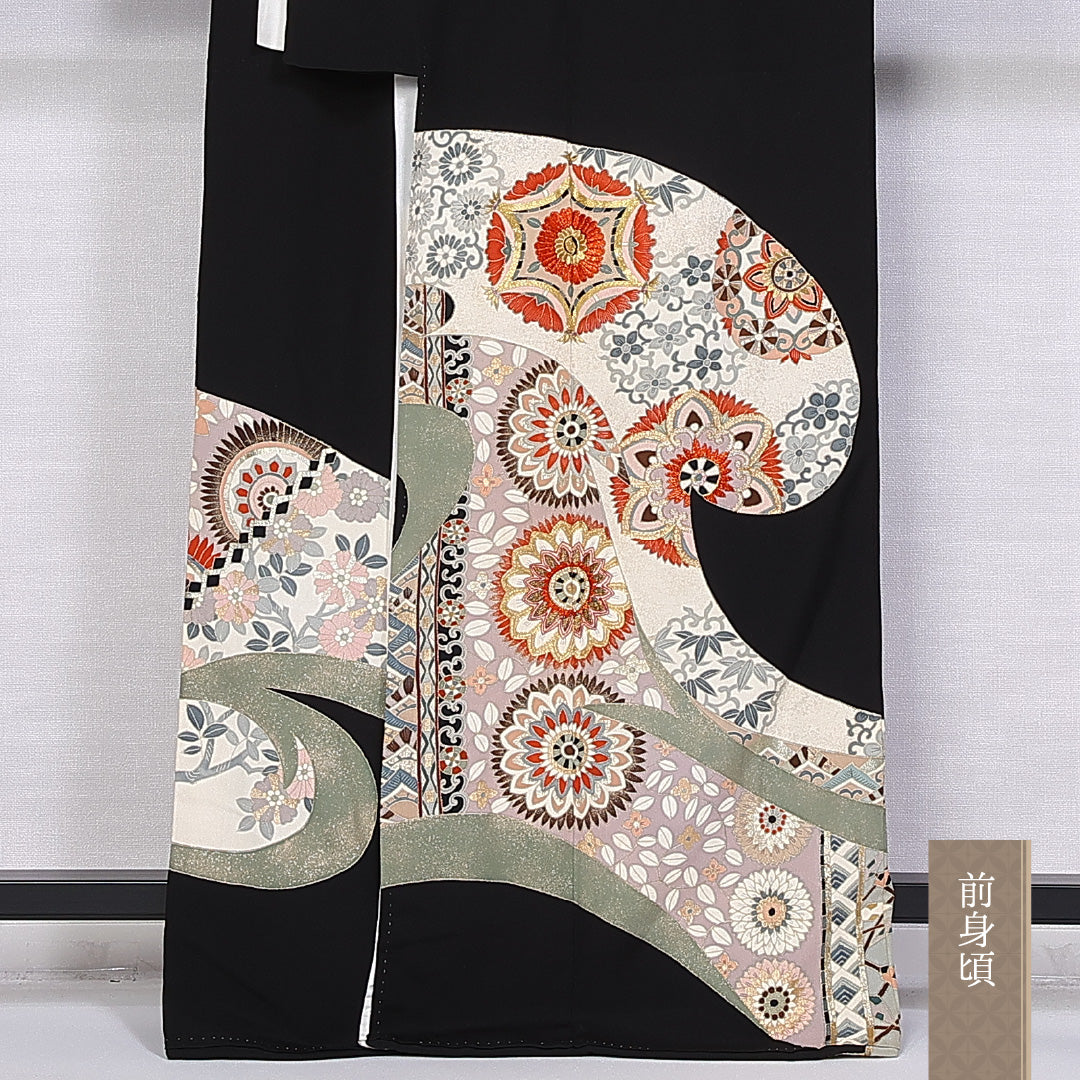 黒留袖 身丈165cm 裄丈64.5cm 袷 五つ紋 蔦 正絹 Bランク 広衿 華紋 金駒刺繍 唐花 1211-F0348