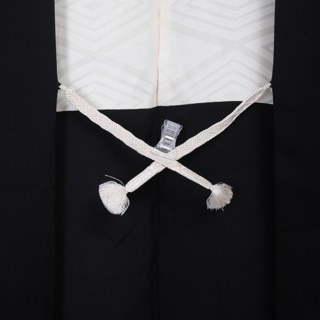 黒羽織 袷 身丈78cm 裄丈64cm 正絹 Sランク インフォーマル Mサイズ 蘇州刺繍 相良刺繍 紐あり 花車 黒系 PO 1233-05877