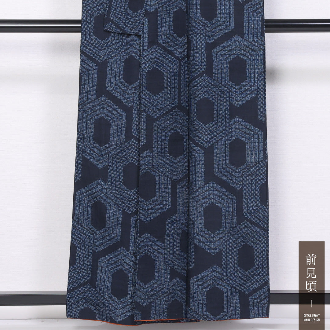 紬 袷 身丈156cm 裄丈62cm 正絹 Aランク カジュアル 広衿 Mサイズ 亀甲 紺系 HP 1223-11514