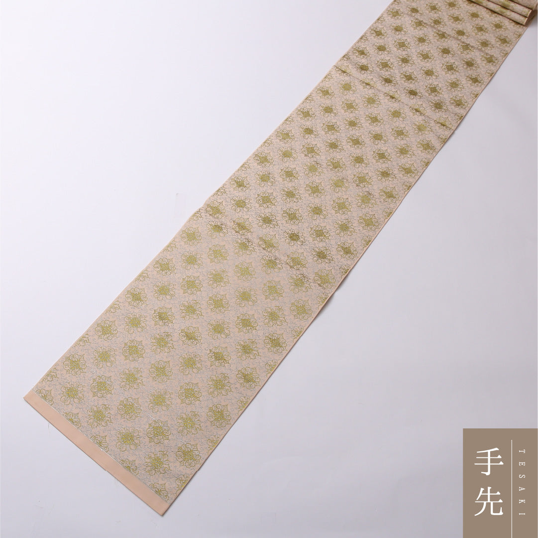 八寸名古屋帯 Cランク 帯丈368cm 正絹 全通 開き仕立て 帯端のみ未仕立て 織り セミフォーマル 唐草華文 名物裂 クリーム系 RP 1245-02613