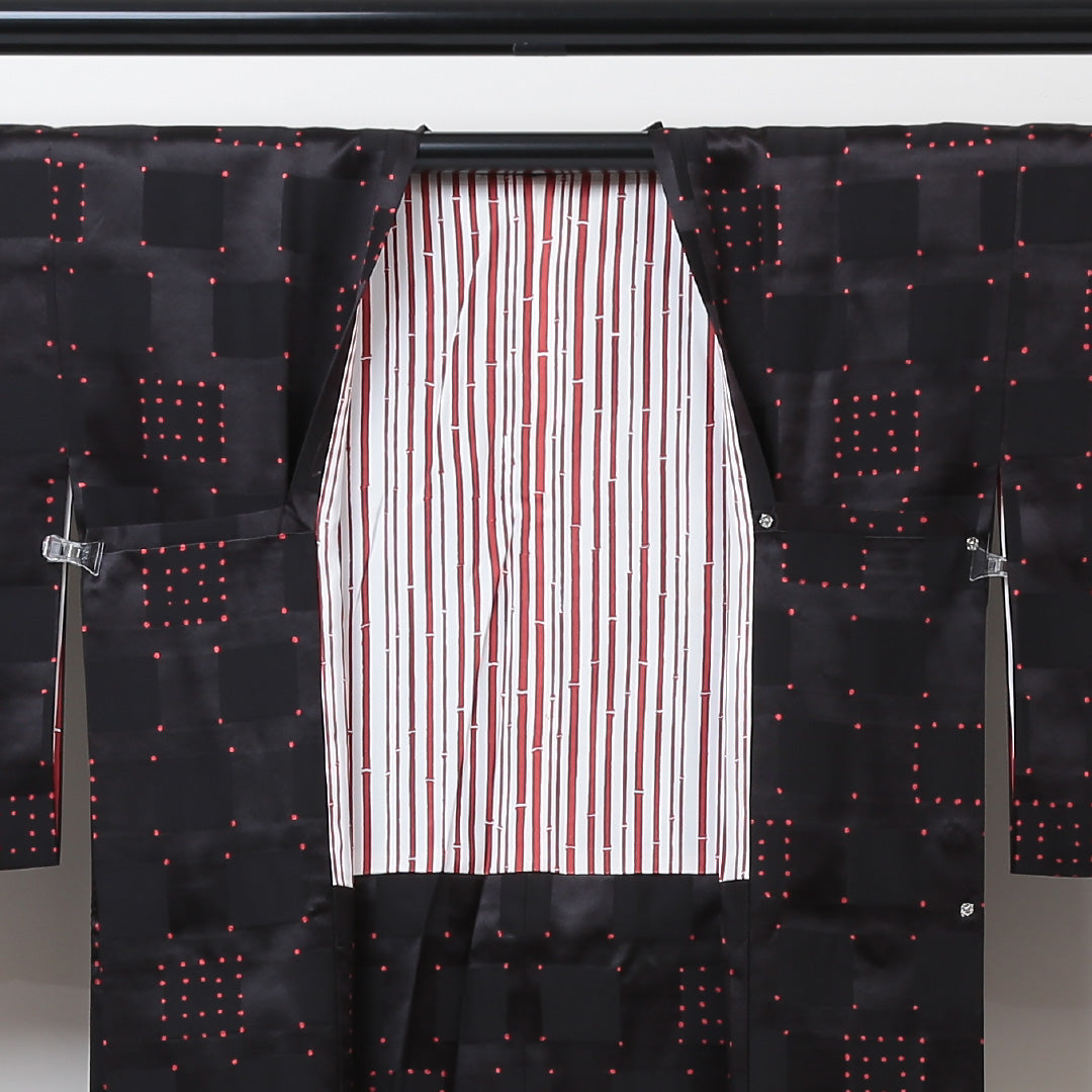 洗える着物 道行コート 袷 身丈90cm 裄丈62cm ポリエステル Sランク セミフォーマル Sサイズ 霞 市松 ドット 黒系 RP 1237-05710