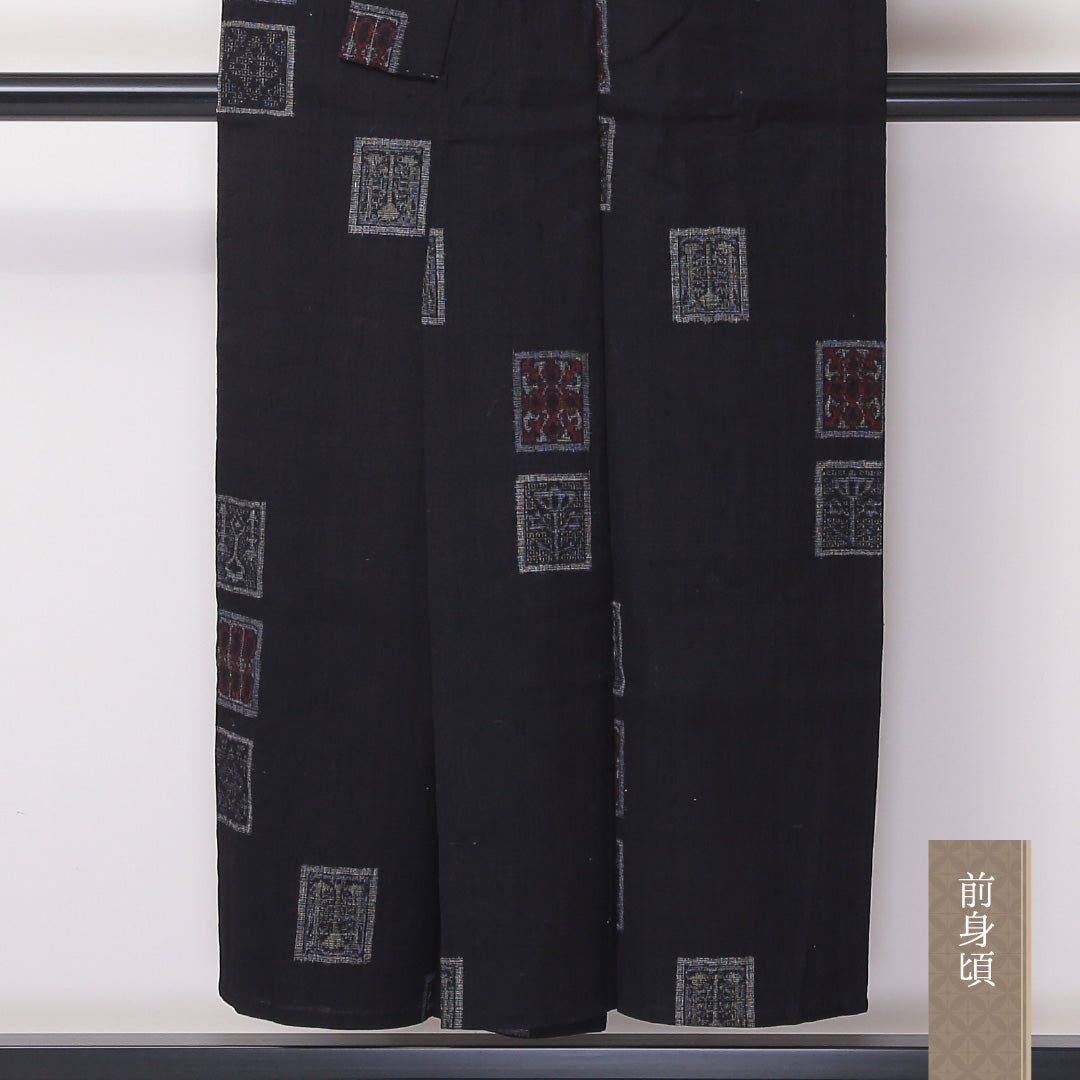 紬 単衣 身丈149cm 裄62.5cm 正絹 オリエンタル 黒系 Bランク 1216-01114