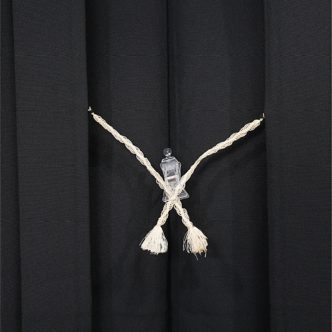 黒羽織 袷 身丈74cm 裄丈62cm 正絹 Sランク 一つ紋 (三つ帆の丸) セミフォーマル Sサイズ 紐あり 無地 黒系 RP 1233-13423