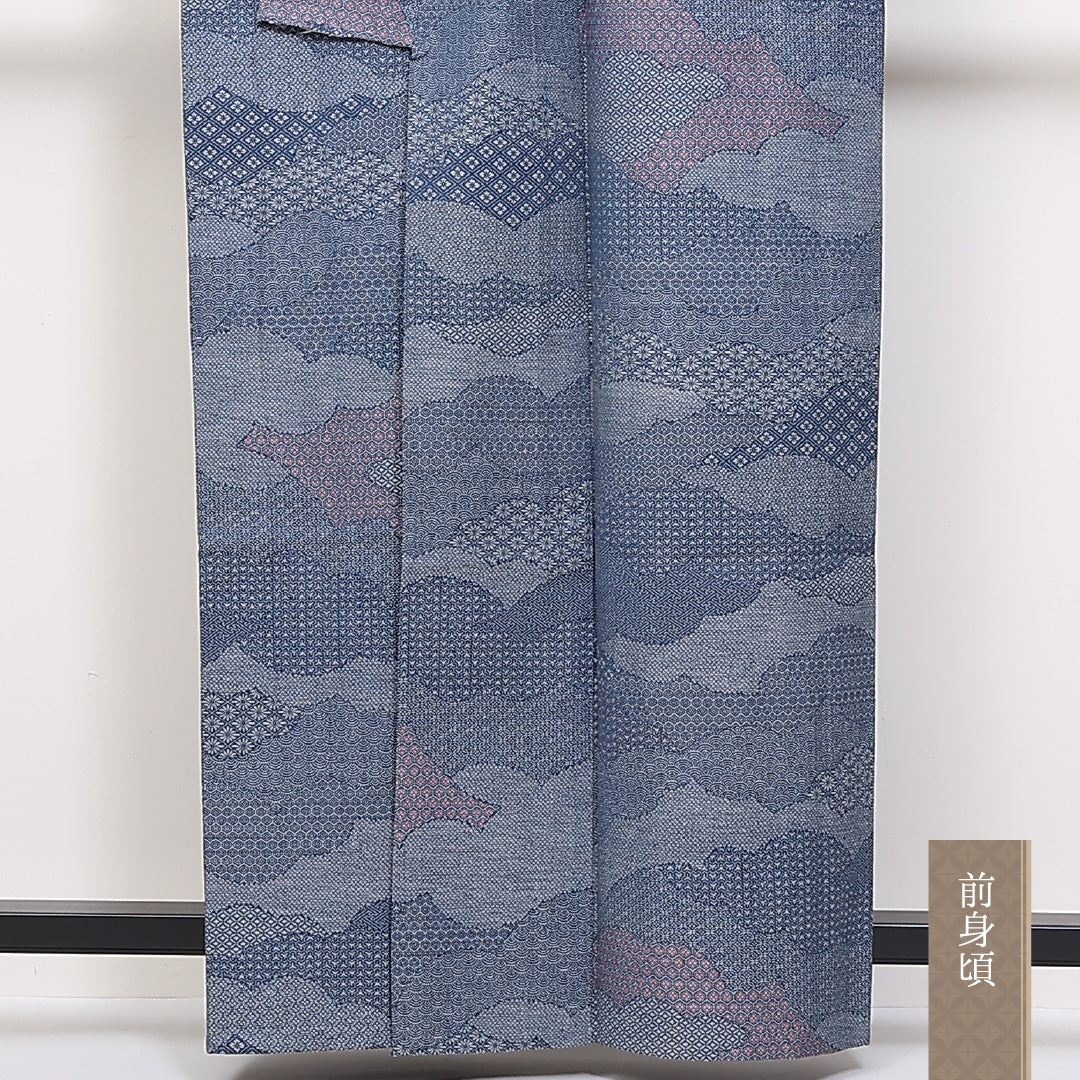 ウールの紬 洗える着物 単衣 身丈159cm 裄丈63cm ウール Bランク Mサイズ 広衿 カジュアル 居敷当て 肩当て 寄せ柄 水色系 1216-02359