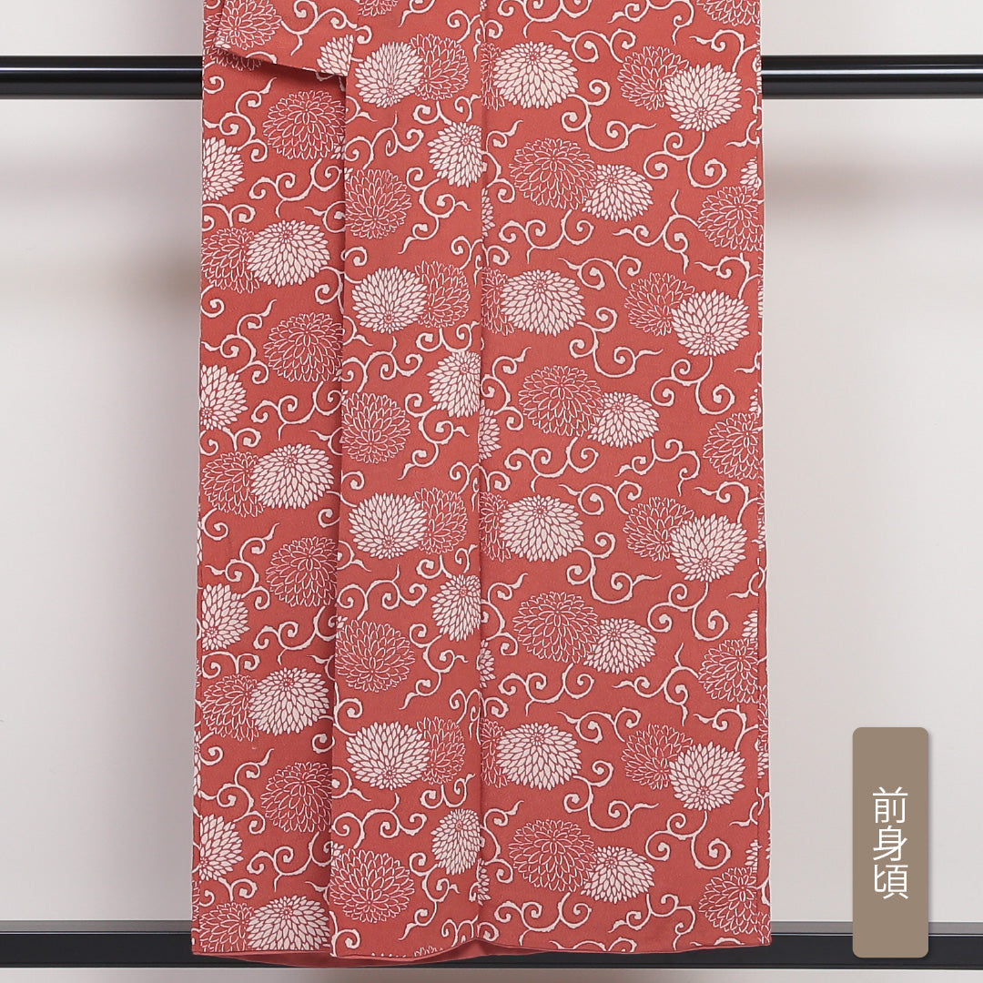 小紋 袷 身丈153cm 裄丈63cm 正絹 Sランク Sサイズ 広衿 インフォーマル ちりめん 唐草 菊 朱系 1215-01729