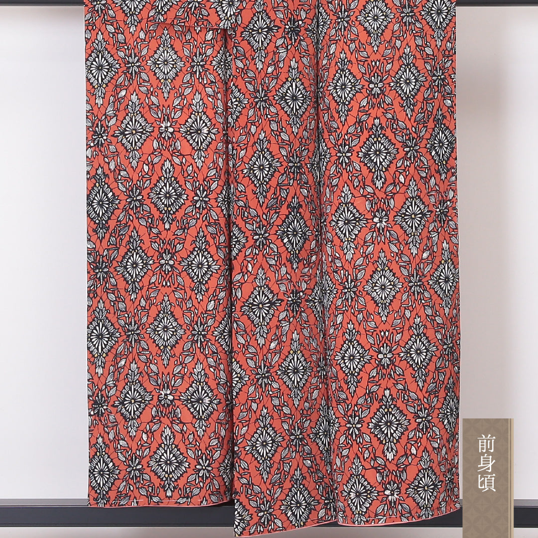 小紋 袷 身丈152cm 裄丈63cm 正絹 Sランク インフォーマル 広衿 Sサイズ 菊菱 朱系 RP 1221-02116