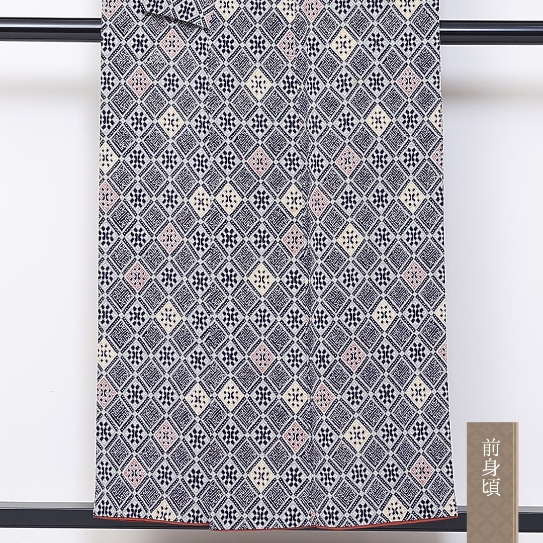 小紋 袷 身丈153cm 裄64cm 正絹 ダイヤ 菱形 グレー系 ちりめん Sランク 1215-02402