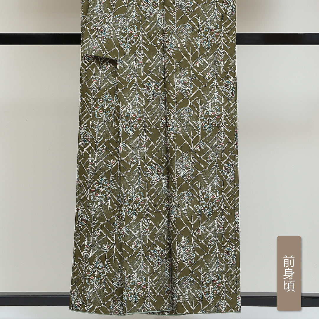 洗える着物 小紋 袷 身丈156cm 裄丈65cm ポリエステル Sランク インフォーマル 広衿 Mサイズ 創作柄 緑系 RP 1221-00986