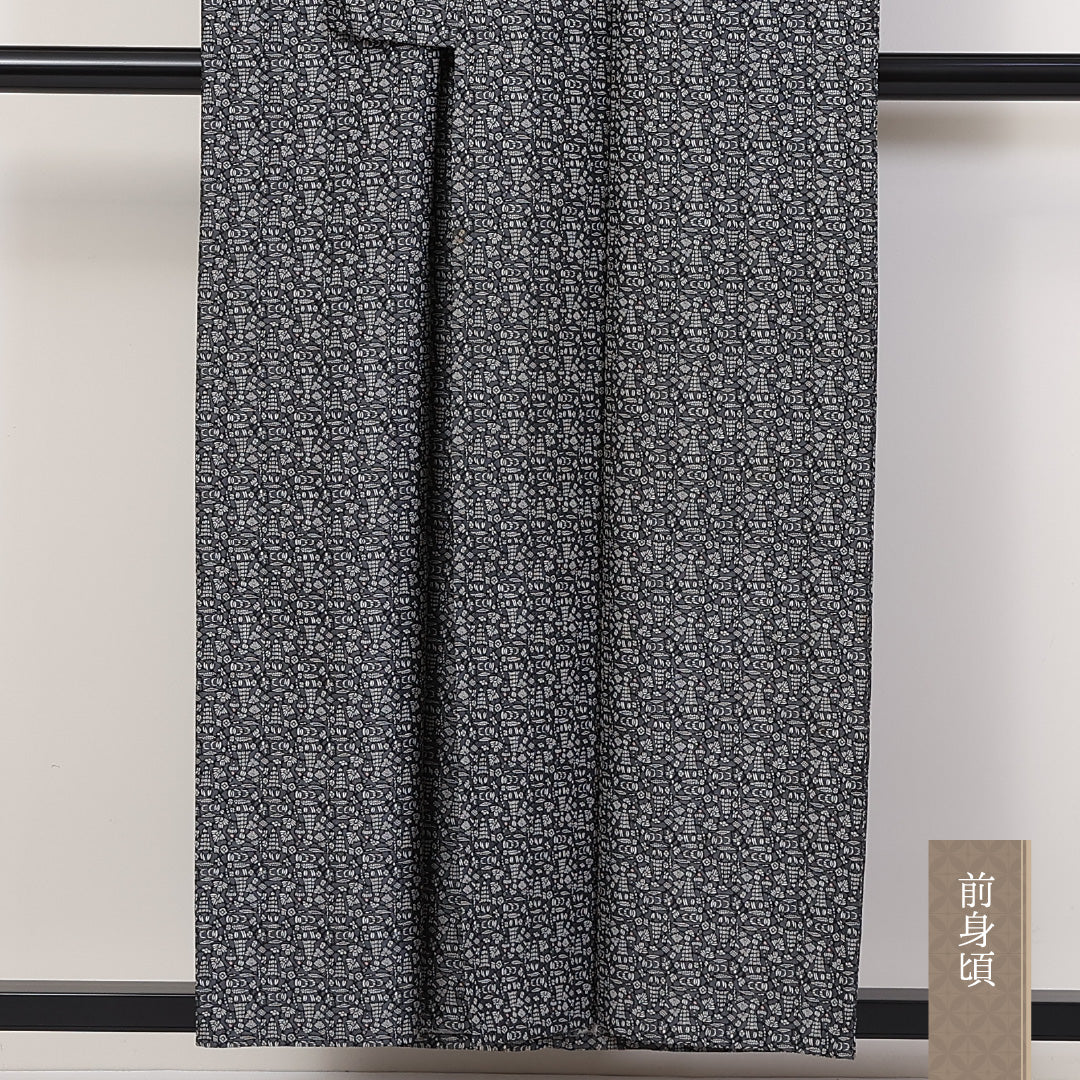 紬 単衣 身丈154cm 裄丈64cm 正絹 Cランク カジュアル 広衿 Sサイズ 創作柄 黒系 LP 1223-03722