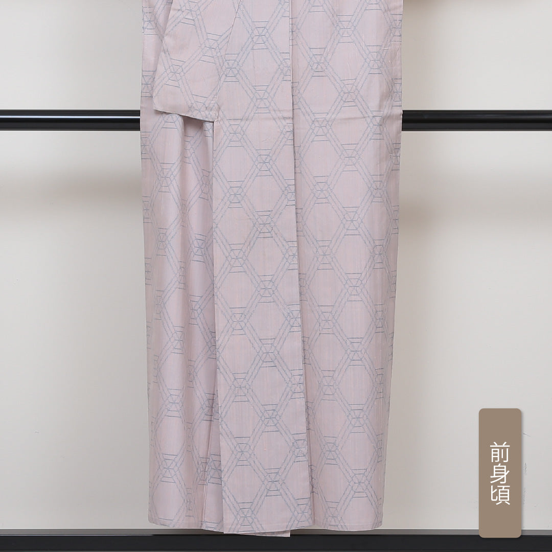 紬 単衣 身丈148cm 裄丈62cm 正絹 Cランク カジュアル バチ衿 XSサイズ 籠目 ピンク系 LP 1223-02924