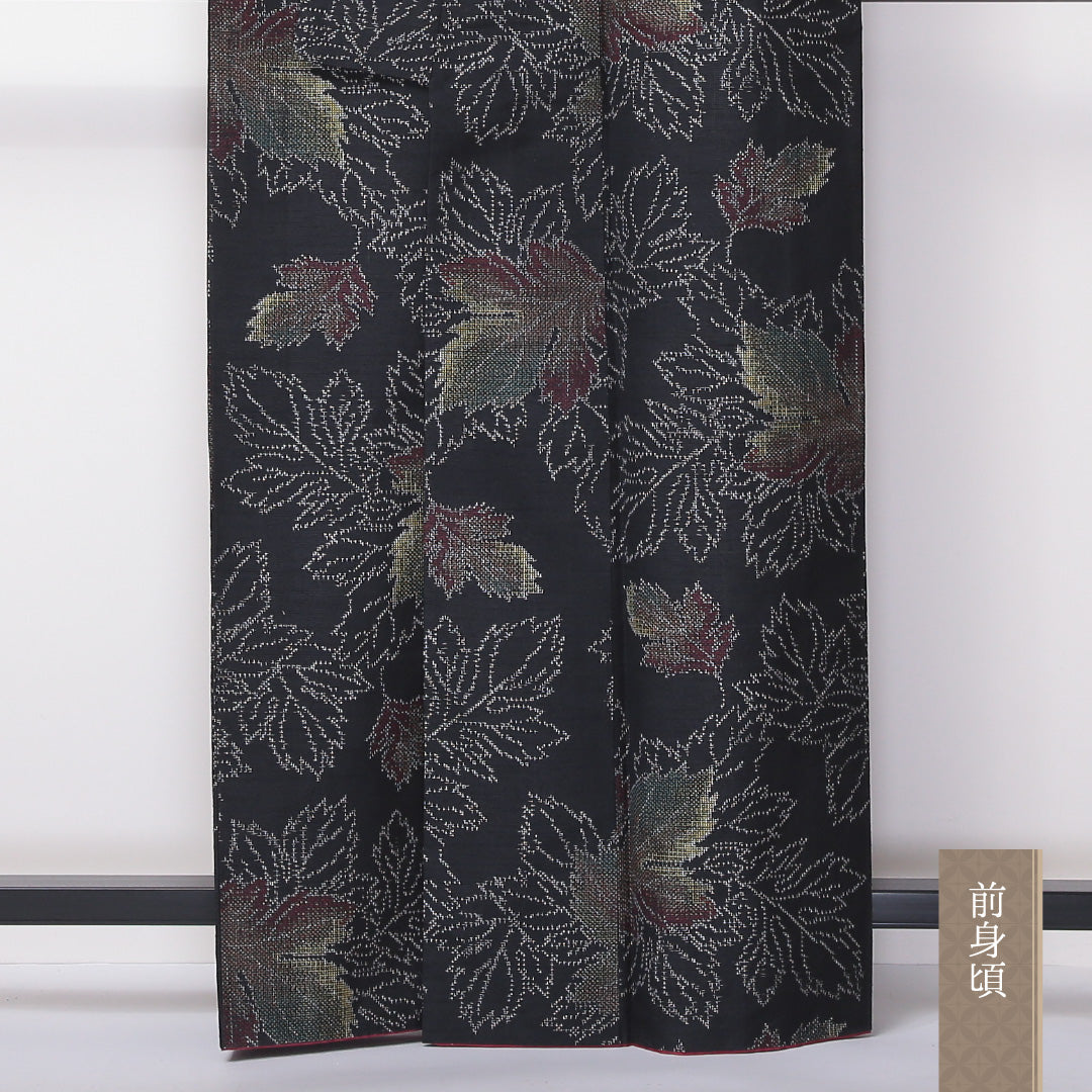 紬 袷 身丈162cm 裄64cm 正絹 ボタニカル 黒系 Aランク 1216-01068