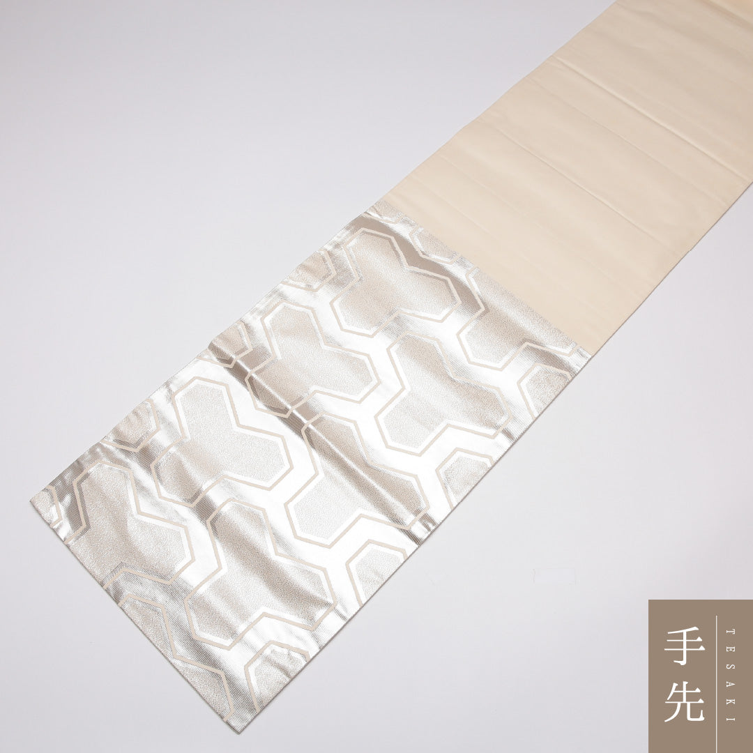 袋帯 帯丈428cm 正絹 六通 セミフォーマル 毘沙門亀甲 銀箔 銀系 1243-01173
