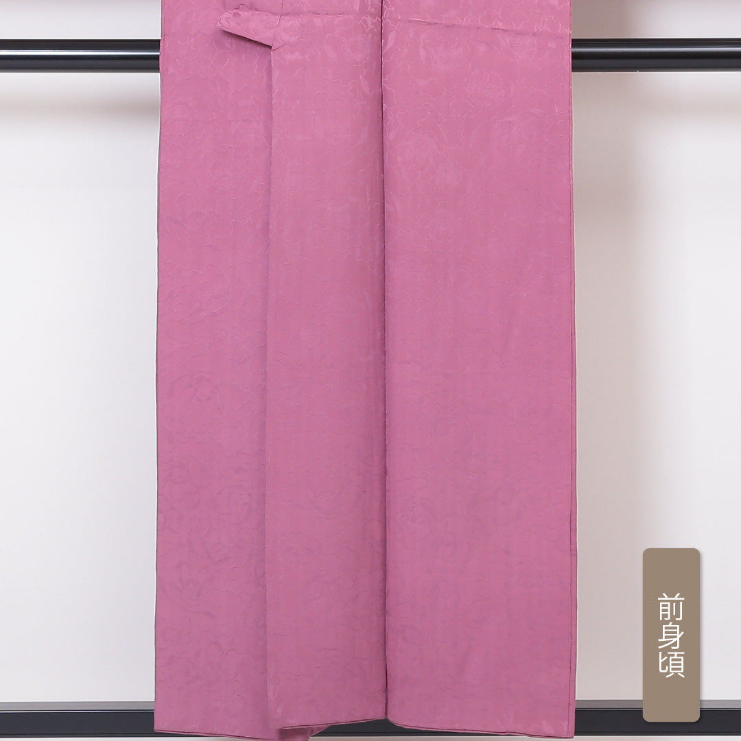 アンティーク 色無地 袷 身丈153cm 裄丈63cm 正絹 Bランク 一つ紋 (五三桐) 紋意匠 (牡丹) バチ衿 Sサイズ ピンク系 PO 1219-05198