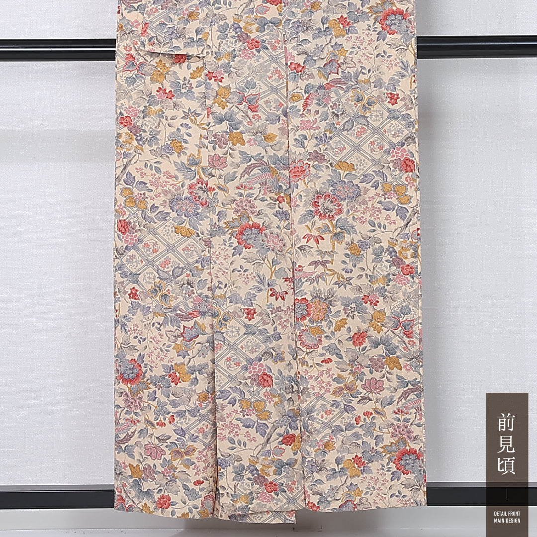 小紋 単衣 身丈155cm 裄丈63cm 正絹 Bランク インフォーマル 広衿 Mサイズ 居敷当て 花喰鳥 牡丹 ベージュ系 RP 1221-12321