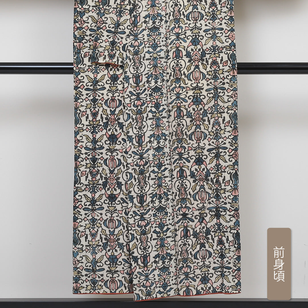 小紋 袷 身丈148cm 裄丈62cm 正絹 Aランク インフォーマル 広衿 XSサイズ 幾何学柄 白系 RP 1221-01353
