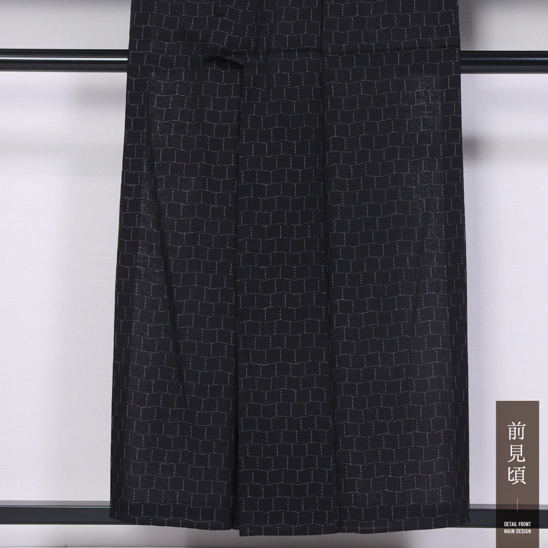 夏物 紬 夏紬 身丈151cm 裄丈63cm 正絹 Sランク カジュアル バチ衿 Sサイズ 十字絣 黒系 RP 1223-11445