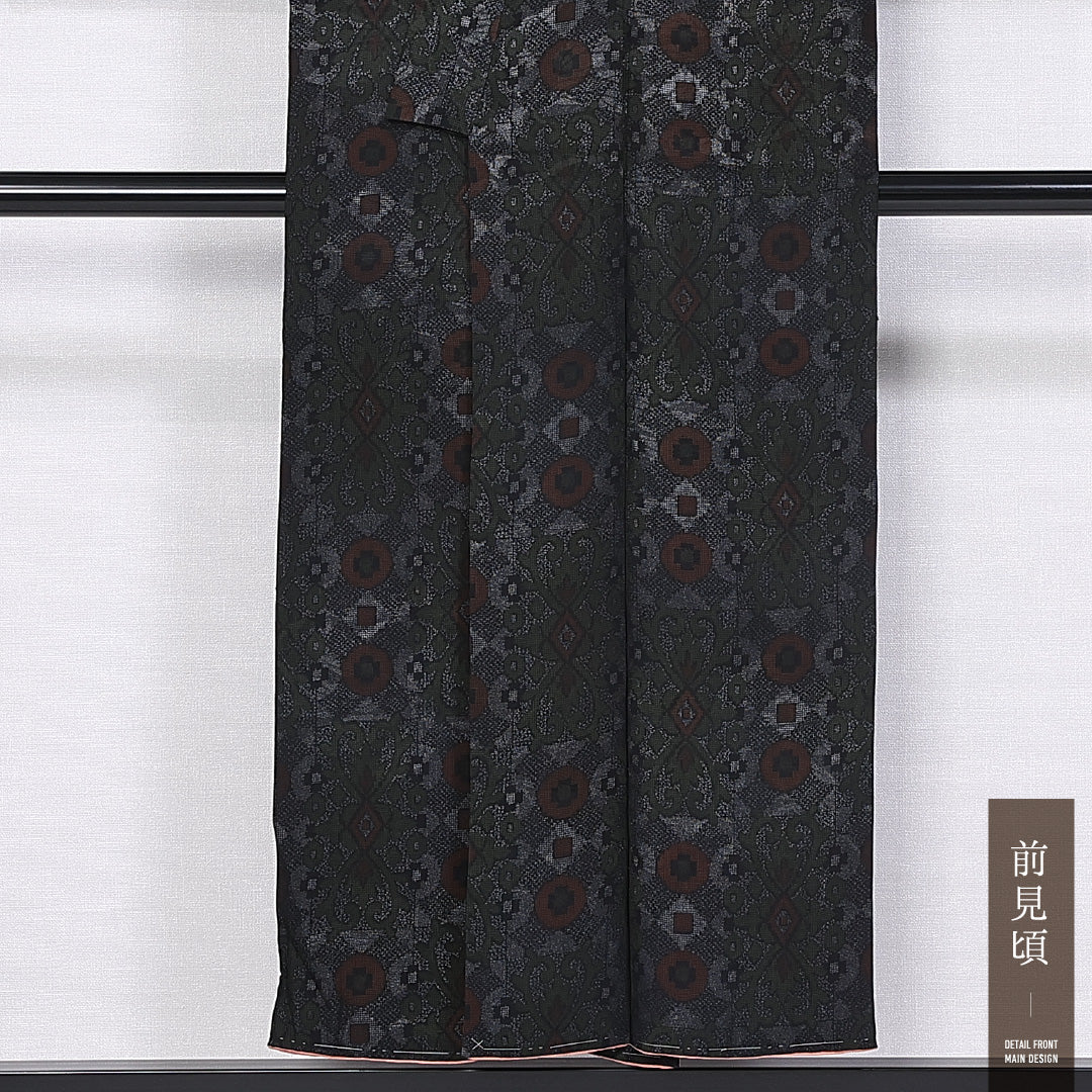 アンティーク 紬 袷 身丈149cm 裄丈63cm 正絹 Aランク バチ衿 XSサイズ 花柄 植物柄 黒系 RP 1223-11243