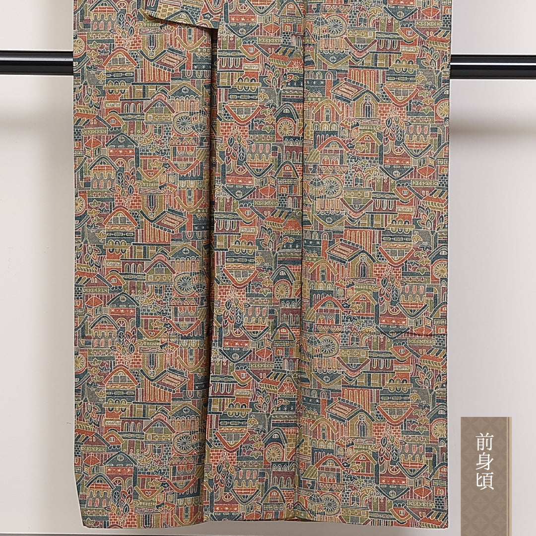 ウールの小紋 洗える着物 単衣 身丈149cm 裄丈65cm ウール Sランク XSサイズ 広衿 カジュアル 教会 風景柄 緑系 多色系 1215-02361