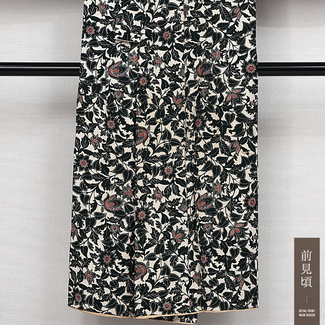 アンティーク 小紋 袷 身丈143cm 裄丈63cm 正絹 Aランク バチ衿 XSサイズ 白系 RP 1221-14141