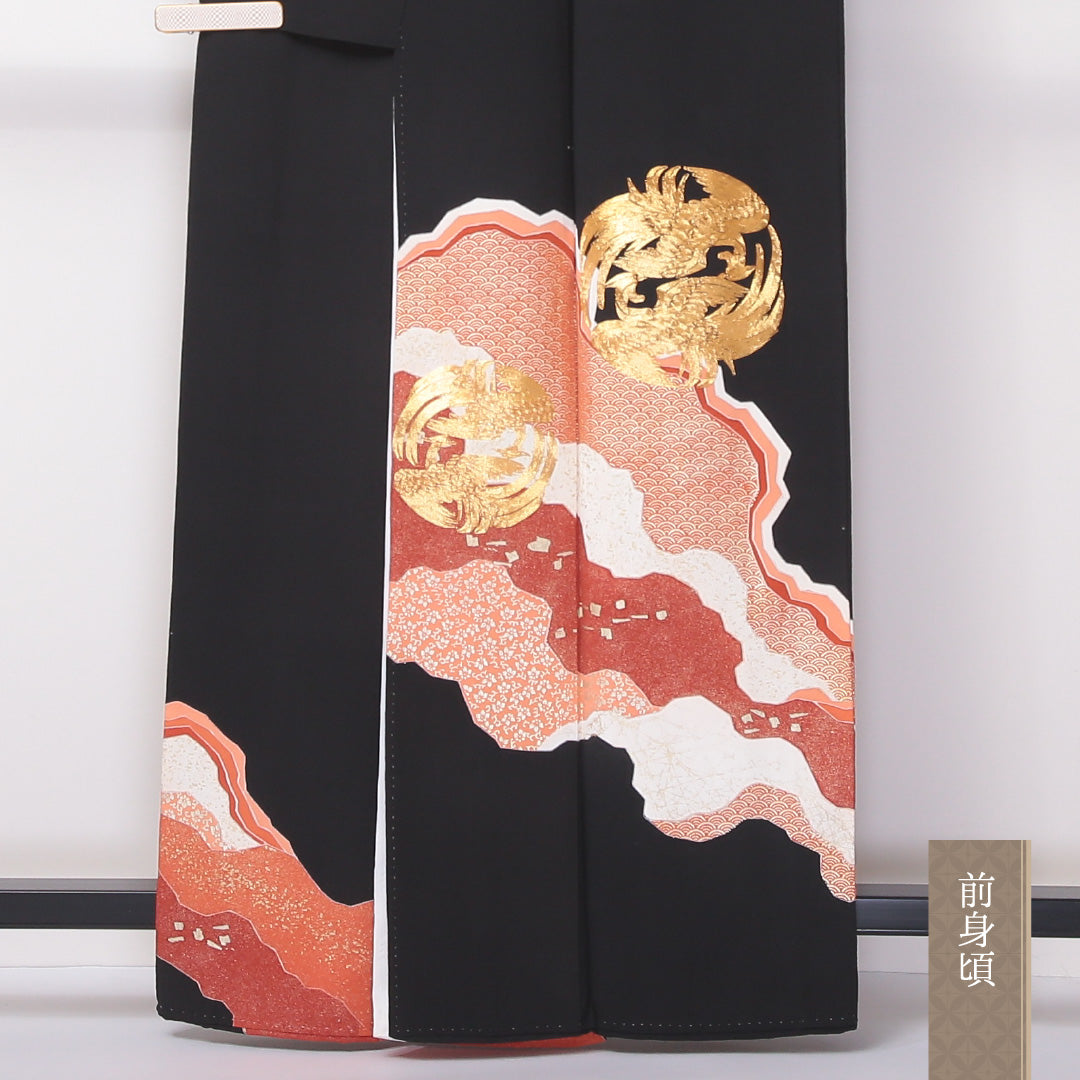 黒留袖 袷 身丈161cm 裄62cm 正絹 五つ紋 金駒刺繡 比翼仕立て 丸に剣片喰 向かい鳥 道長取り 金彩 黒系 Cランク 1211-00138