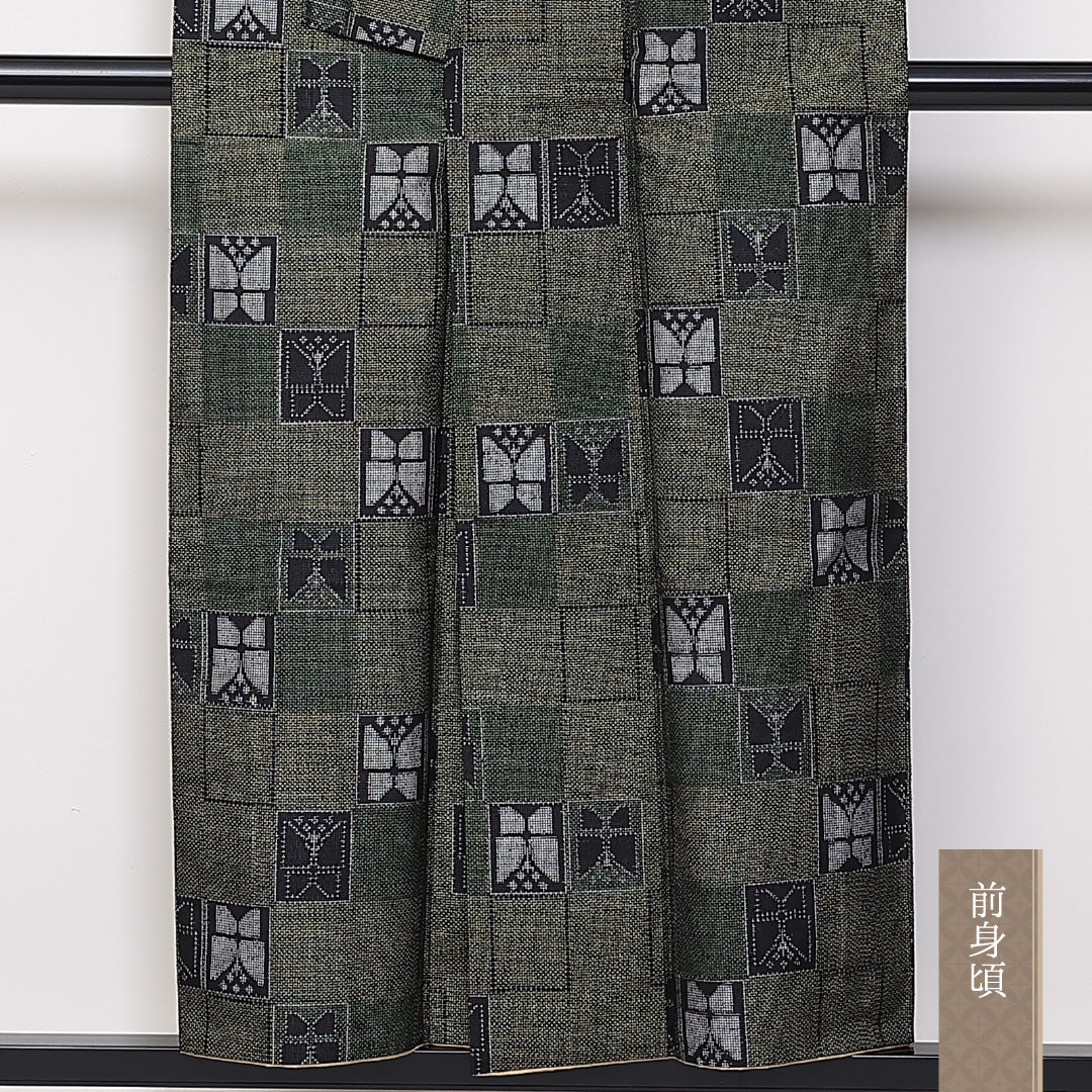 紬 袷 身丈152cm 裄丈64cm 正絹 Aランク カジュアル 広衿 Sサイズ 蝶 緑系 RP 1223-03860