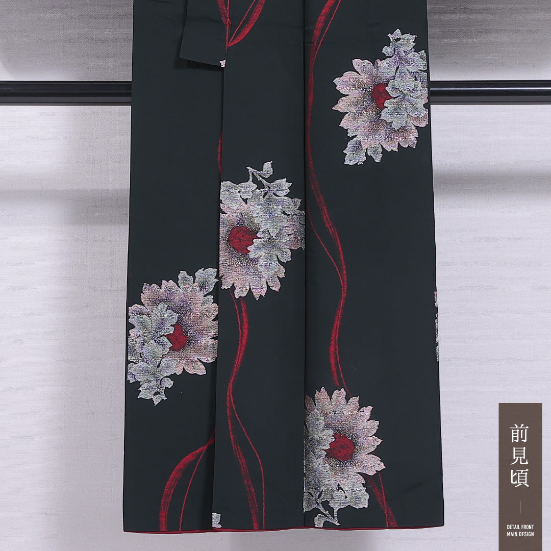 アンティーク お召 袷 身丈146cm 裄丈61cm 正絹 Aランク バチ衿 XSサイズ 漆糸 牡丹 黒系 M4 1222-11676