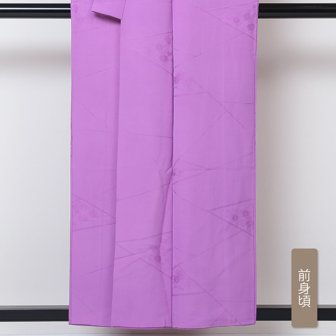 アンティーク 色無地 袷 身丈156cm 裄丈62cm 正絹 Bランク 一つ紋 (五三桐) 紋意匠 (花柄) バチ衿 Mサイズ ピンク系 M4 1219-05157