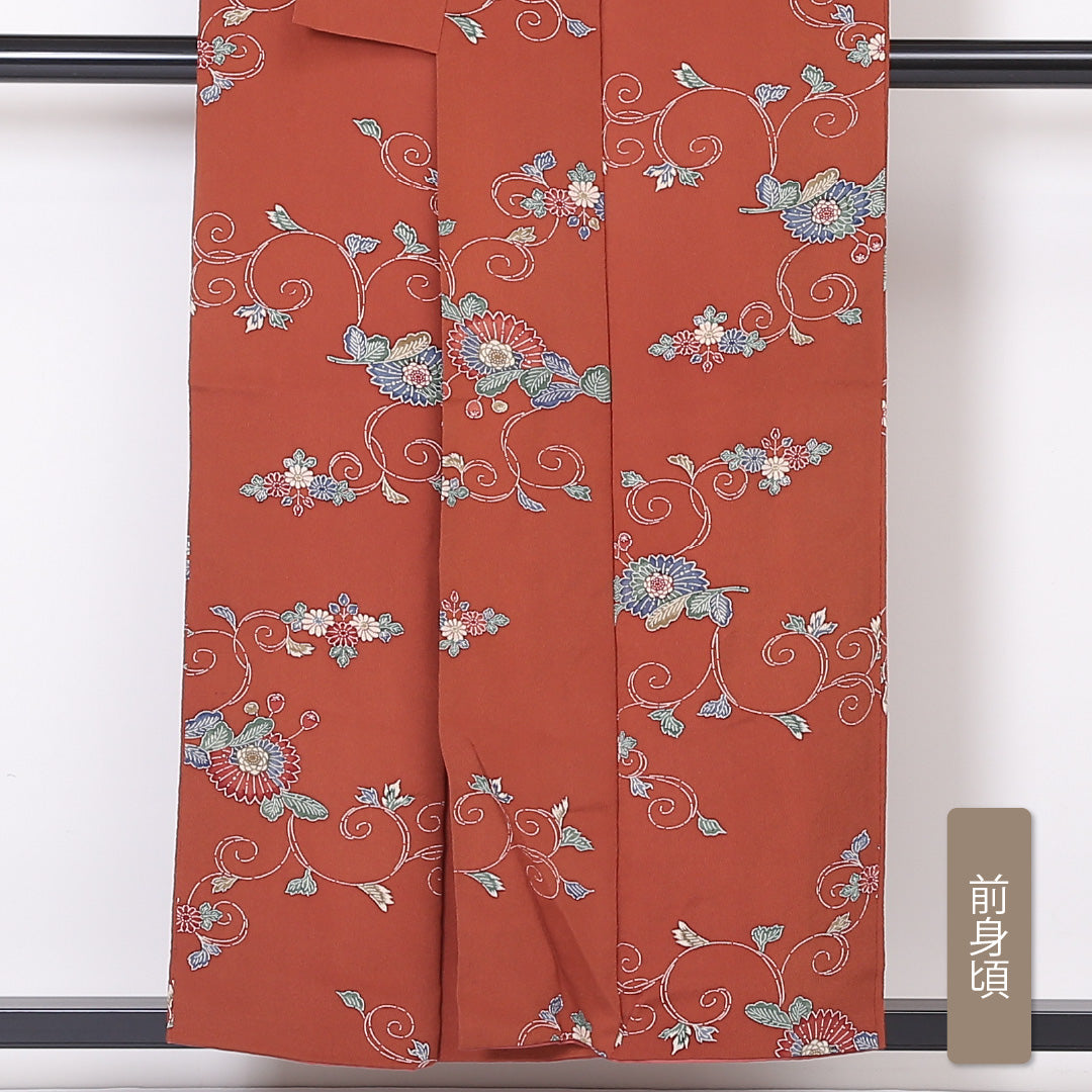 小紋 袷 身丈154cm 裄丈63cm 正絹 Bランク Sサイズ 広衿 インフォーマル ちりめん 唐菊 牡丹 朱系 1215-01894