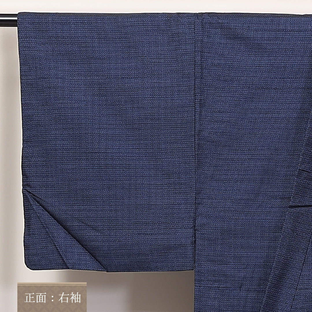 アンサンブル 男着物 (大島紬) 袷 身丈144cm 裄丈68cm 正絹 Aランク インフォーマル 棒衿 Mサイズ 亀甲 紺系 RP 1224-06230