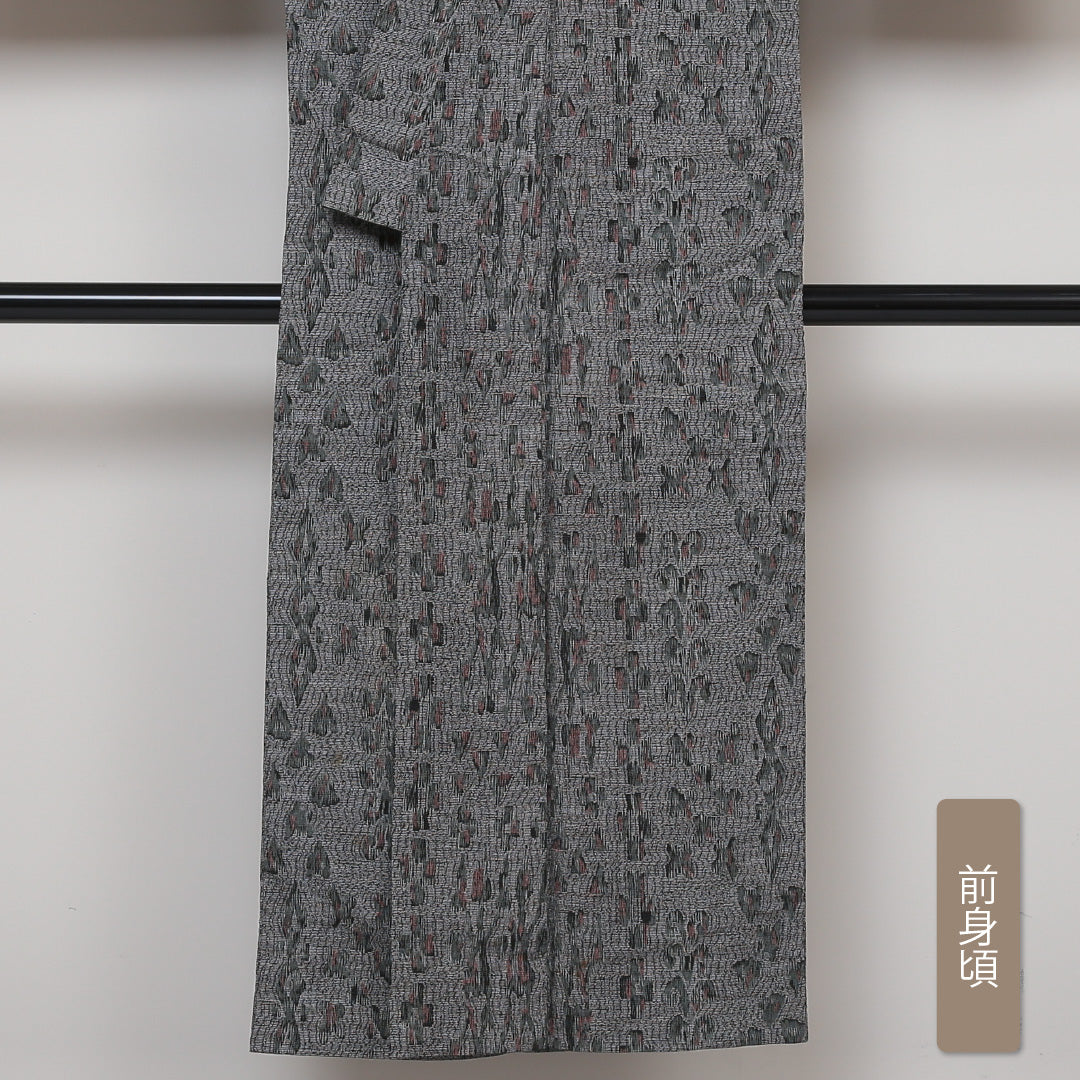 麻の紬 夏物 洗える着物 夏物 身丈146cm 裄丈62cm 麻 Cランク XSサイズ バチ衿 カジュアル 居敷当て 肩当て 創作柄 グレー系 1216-01378