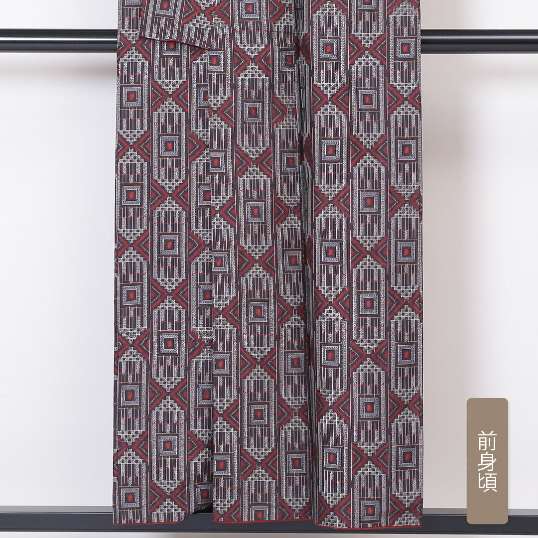大島紬 袷 身丈152cm 裄丈62cm 正絹 Sランク インフォーマル 広衿 Sサイズ 経緯絣 幾何学柄 グレー系 RP 1223-03248