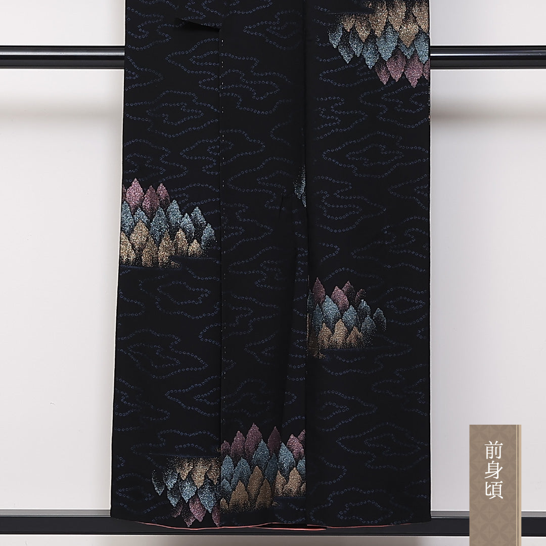 紬 袷 身丈149cm 裄61.5cm 正絹 漆糸 木 鹿の子柄 黒系 Cランク 1216-01357