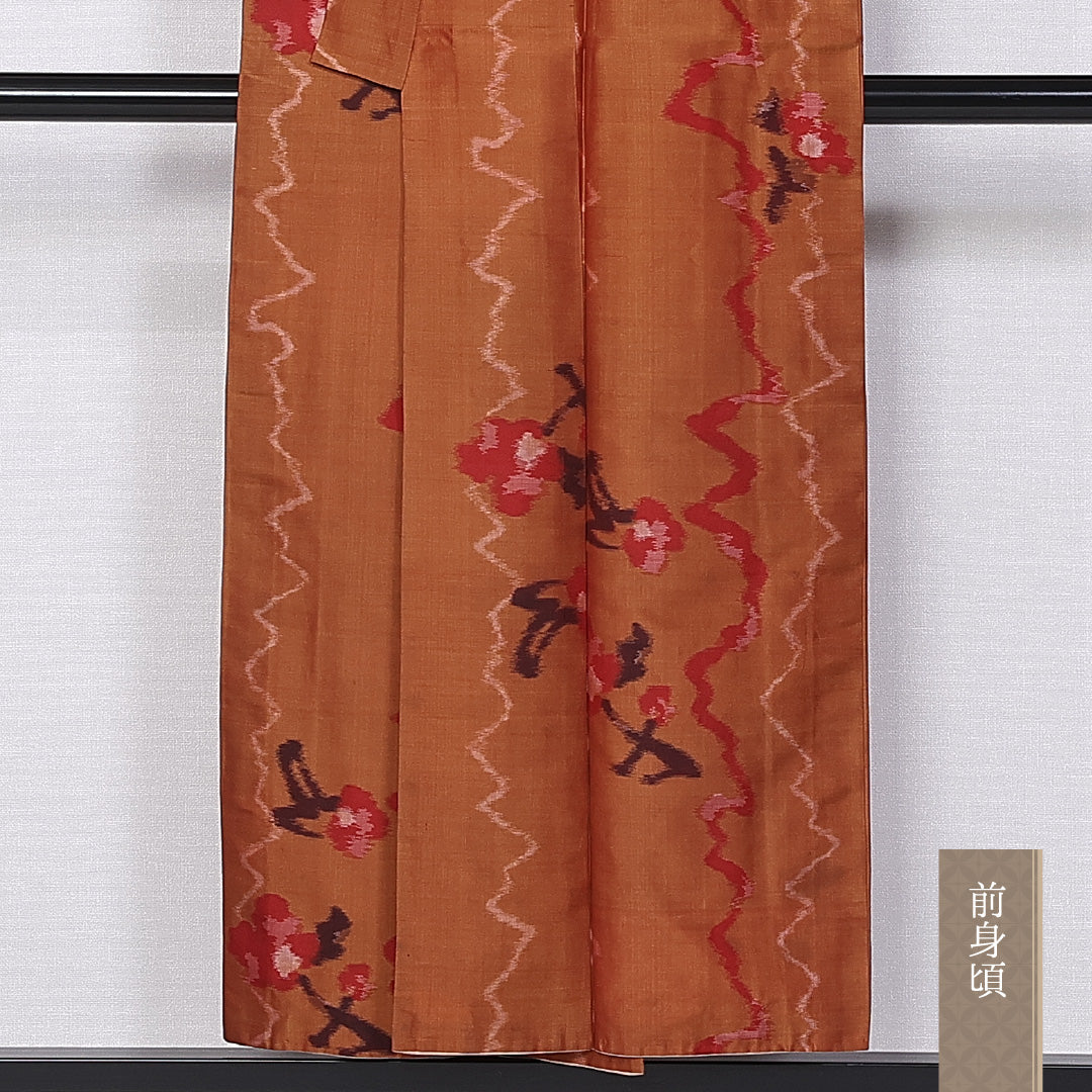 アンティーク 銘仙の着物 袷 身丈150cm 裄丈62cm 正絹 Bランク バチ衿 Sサイズ 抽象柄 朱系 RP 1223-10881