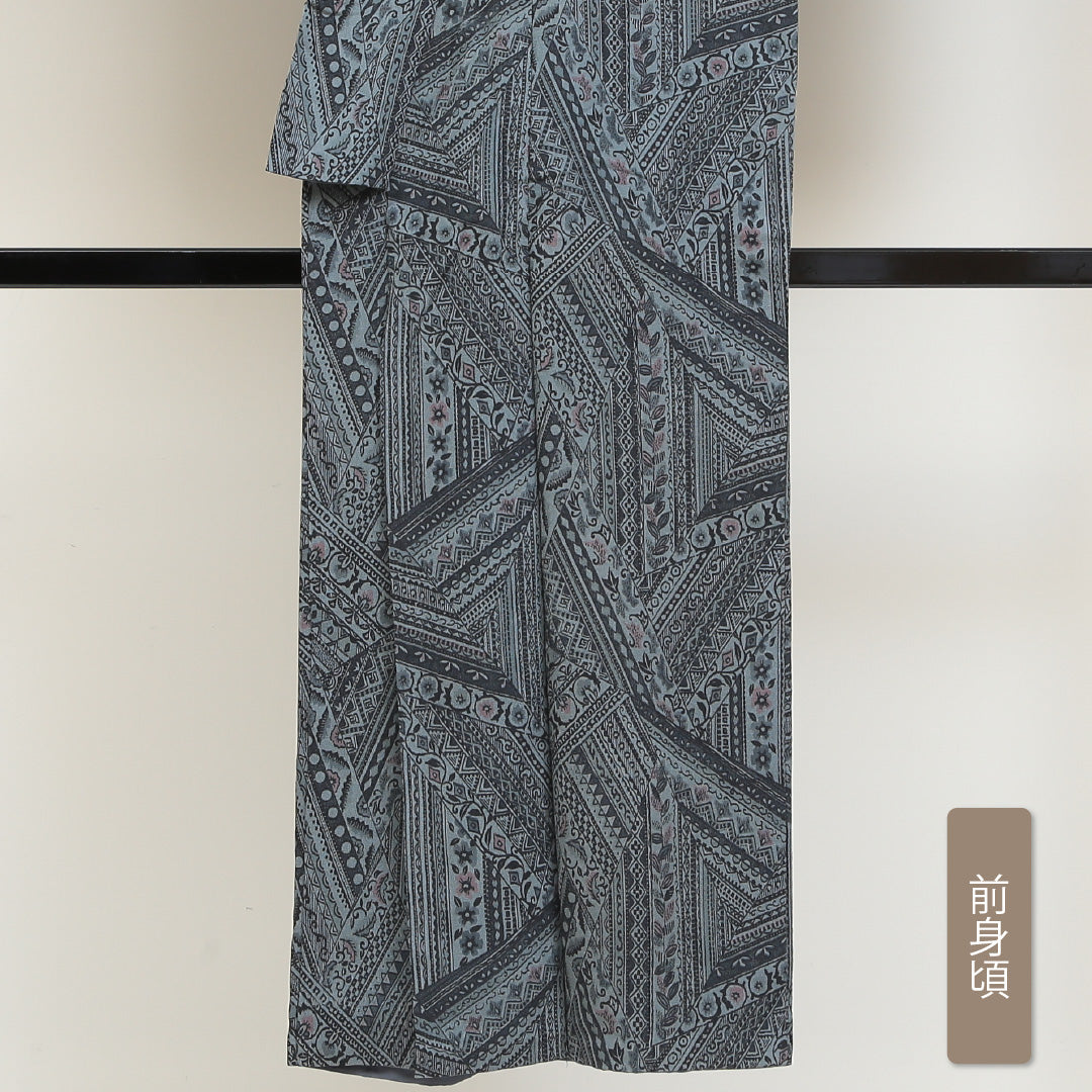 小紋 袷 身丈143cm 裄丈65cm 正絹 Sランク インフォーマル 広衿 XSサイズ アラベスク文様 グレー系 RP 1221-00963