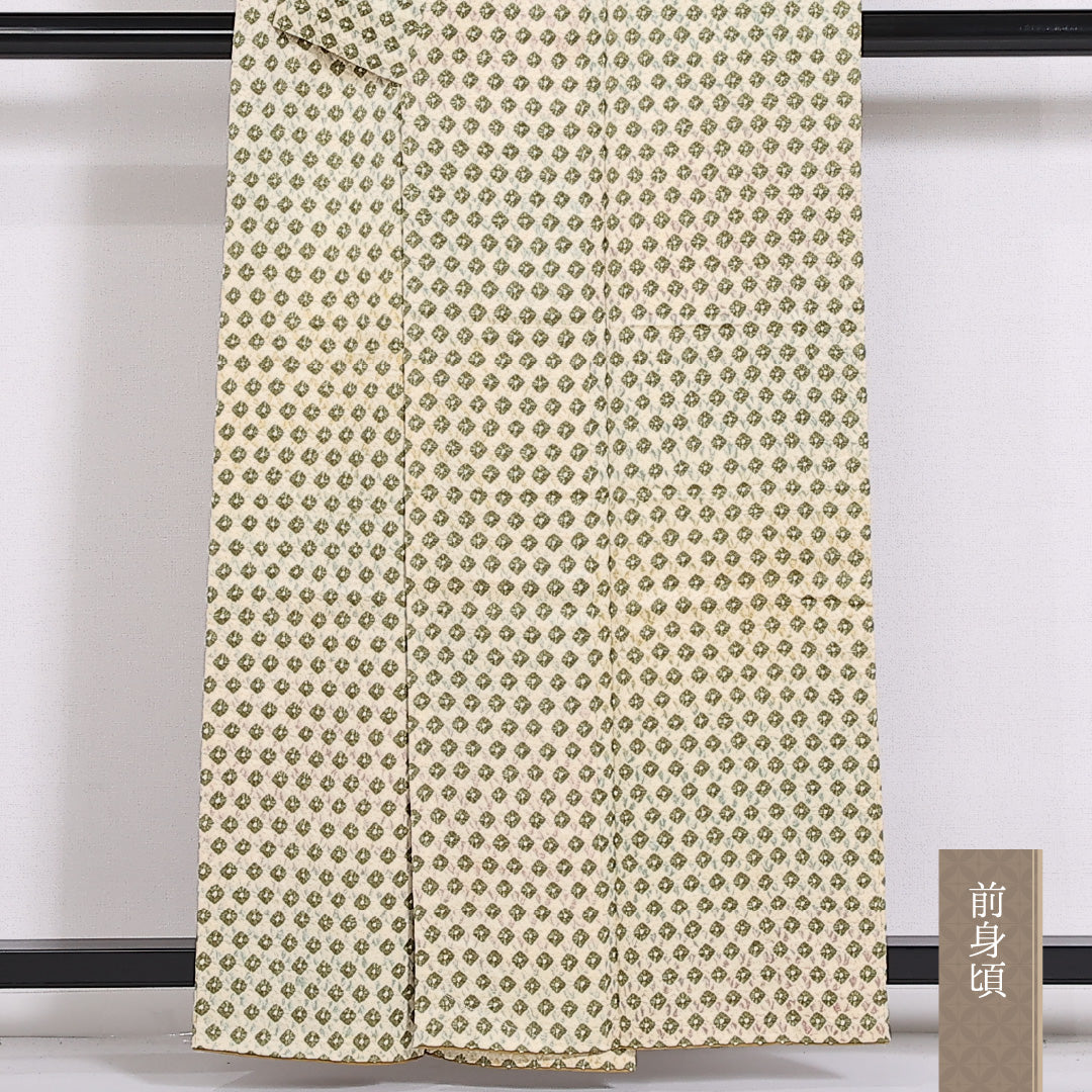 小紋 袷 身丈158cm 裄丈62cm 正絹 Sランク インフォーマル 広衿 Mサイズ 亀甲 クリーム系 RP 1221-02479