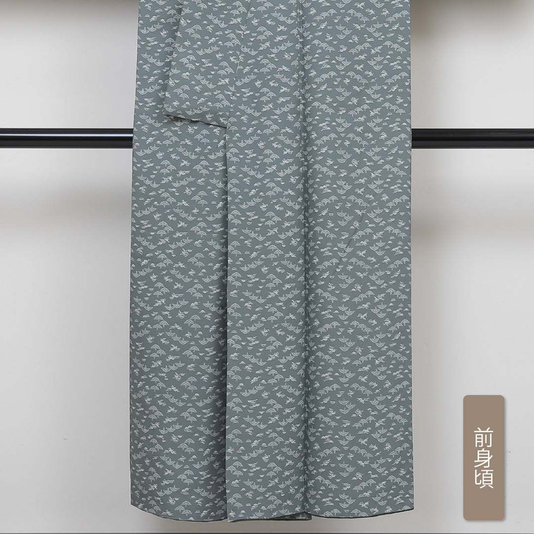 洗える着物 小紋 袷 身丈146cm 裄丈63cm ポリエステル Aランク インフォーマル 広衿 XSサイズ 鶴 笠松 緑系 RP 1221-01355
