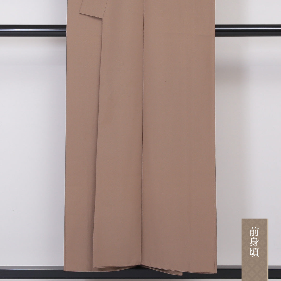 色無地 袷 身丈152cm 裄62.5cm 正絹 地紋なし 一つ紋 茶系 Bランク 1214-00419