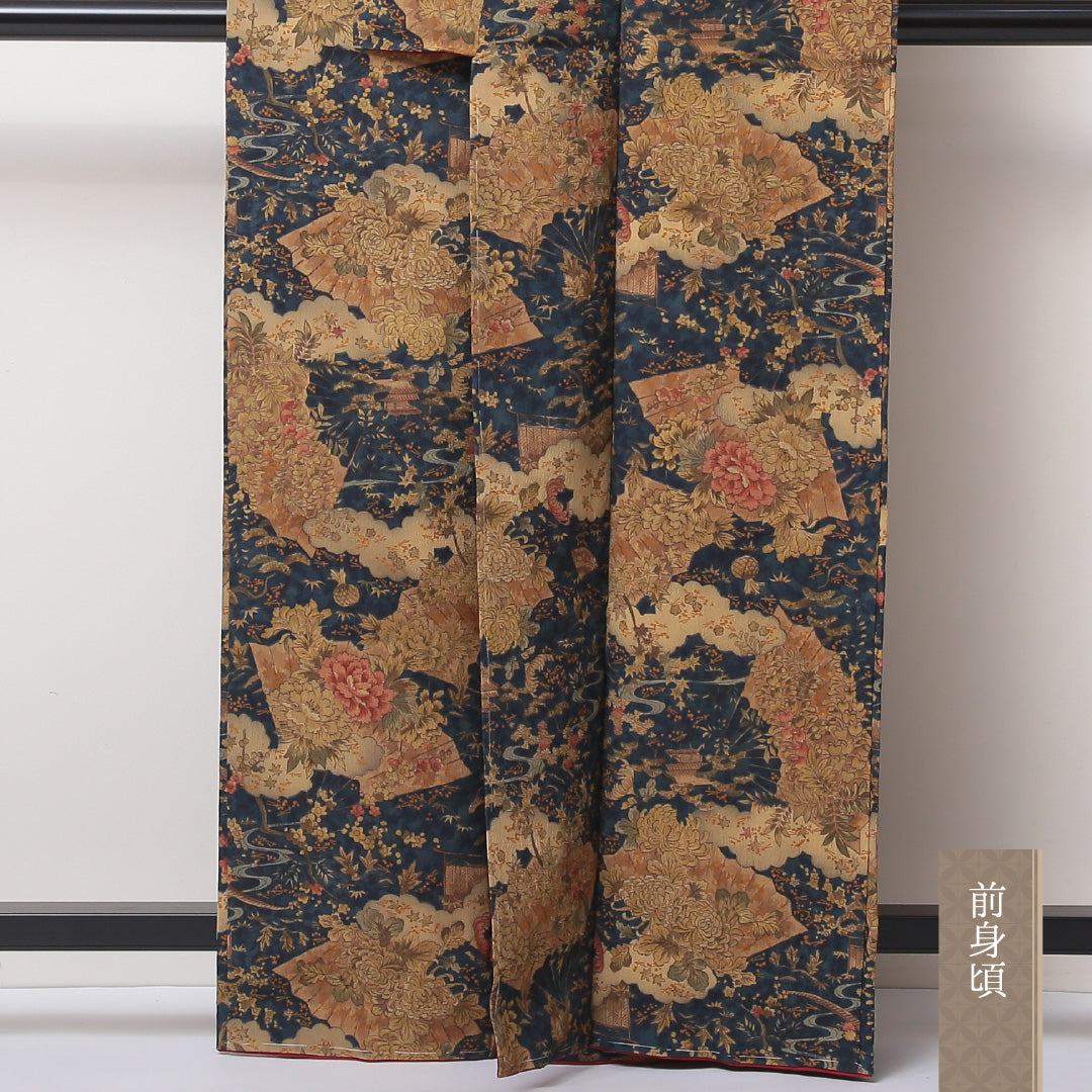 小紋 袷 身丈163cm 裄64cm 正絹 茶屋辻 芍薬や笠松 紺系 ちりめん Sランク しつけ糸 1215-02235