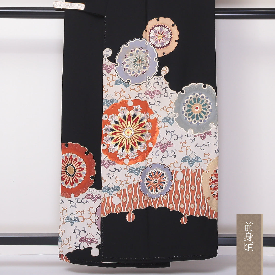 黒留袖 五つ紋 五七桐 身丈158cm 裄丈61.5cm Aランク 正絹 袷 比翼 広衿 M アラベスク 雪輪 金銀糸 フォーマル 黒系 1211-F0232