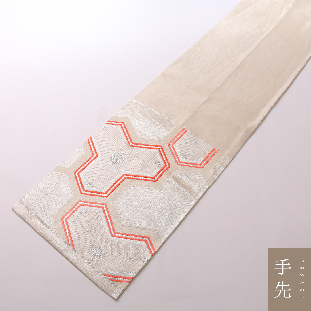 袋帯 帯丈432cm 正絹 六通 フォーマル 毘沙門亀甲 古典柄 クリーム系 1243-01665