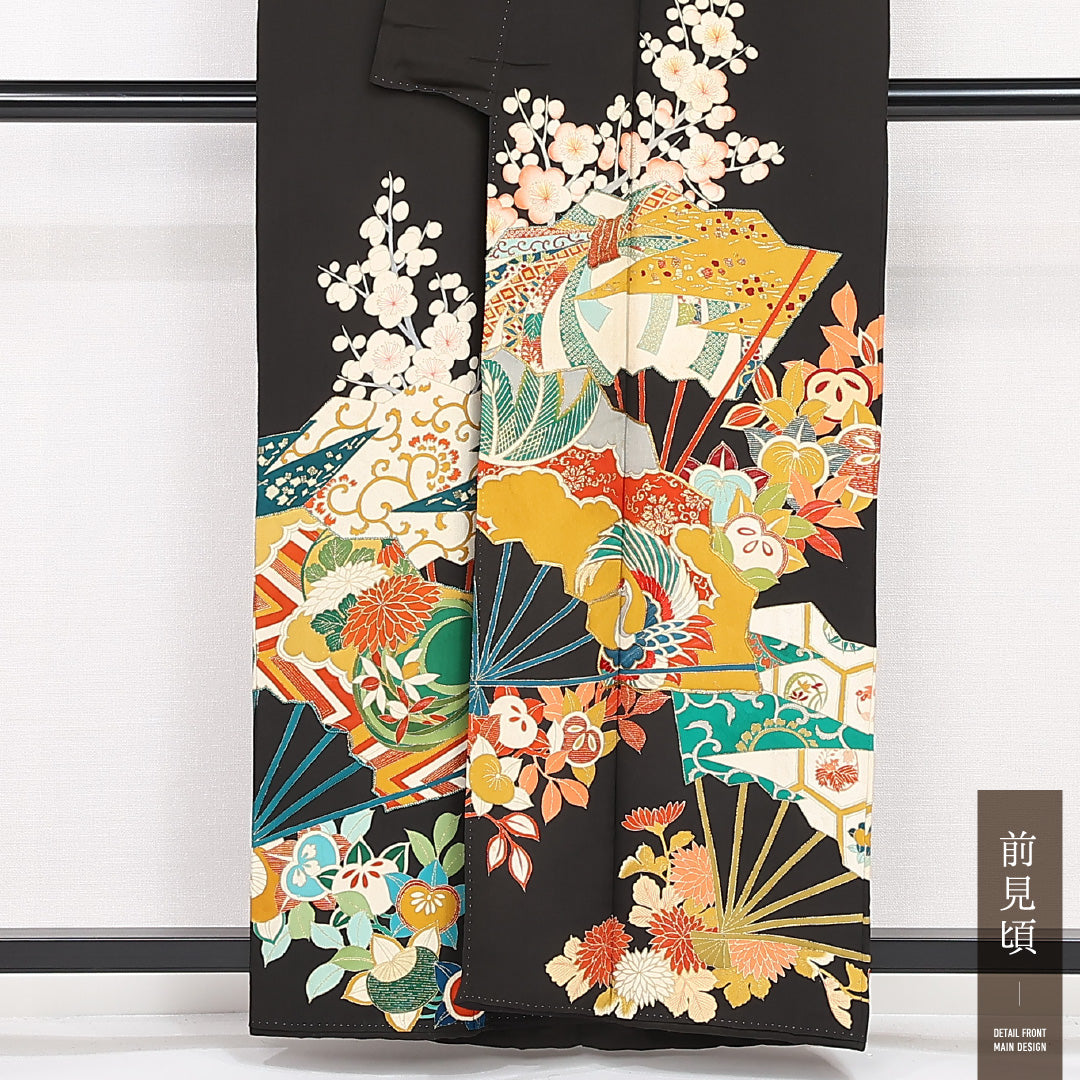 アンティーク 黒留袖 五つ紋 蔦 身丈159cm 裄丈63cm Aランク 正絹 広衿 M 金駒刺繍 吉祥文様 梅 古典的 華やか 黒系 1211-F0532