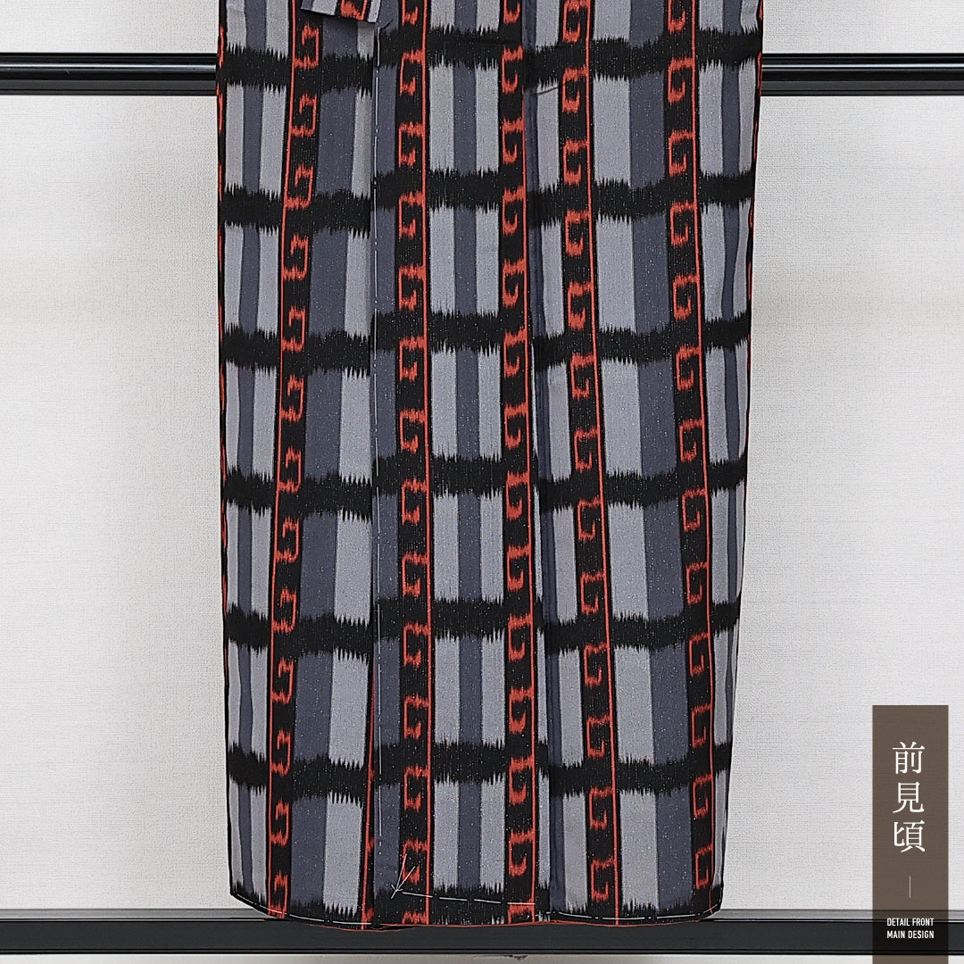 お召 袷 身丈150cm 裄丈62cm 正絹 Aランク インフォーマル バチ衿 Sサイズ 漆糸 格子 グレー系 RP 1222-14438